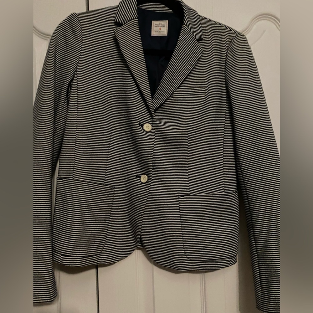 GAP Academia Striped Blazer